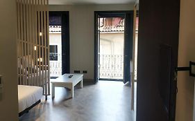 Apartamentos Turisticos Y Habitaciones Cidade Vella